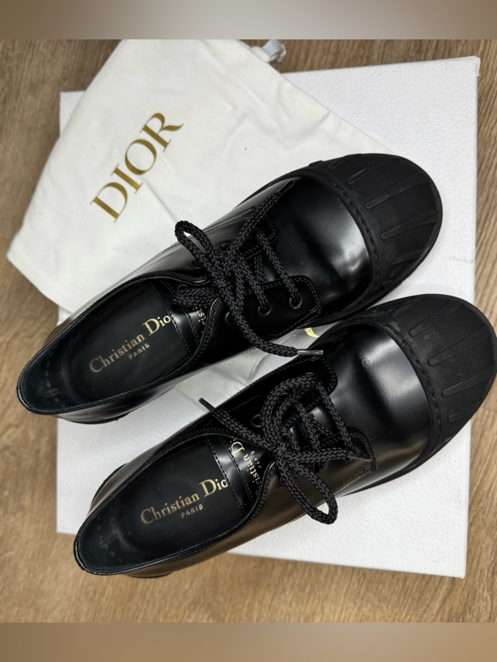 Dior Women’s Black Leather Low-Top Lace-Up Sneakers